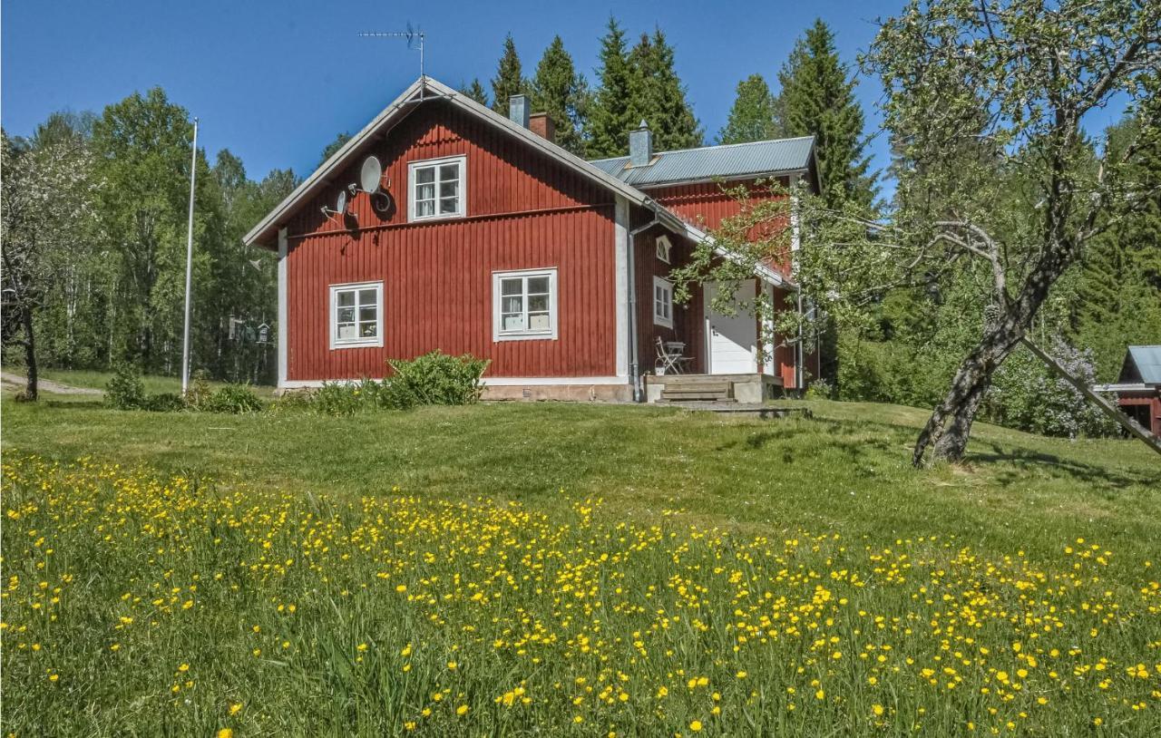 Cozy Home In Lesjoefors With Kitchen Lesjofors المظهر الخارجي الصورة