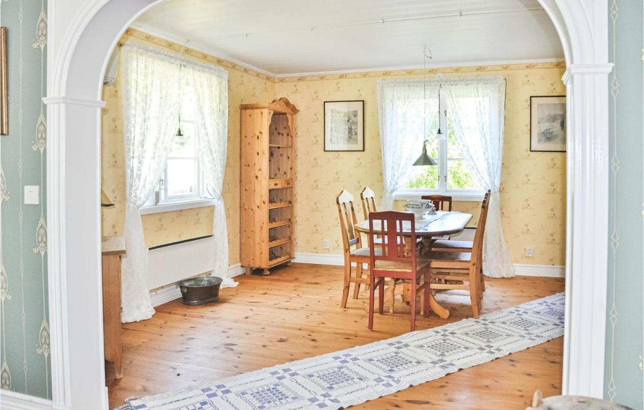 Cozy Home In Lesjoefors With Kitchen Lesjofors المظهر الخارجي الصورة